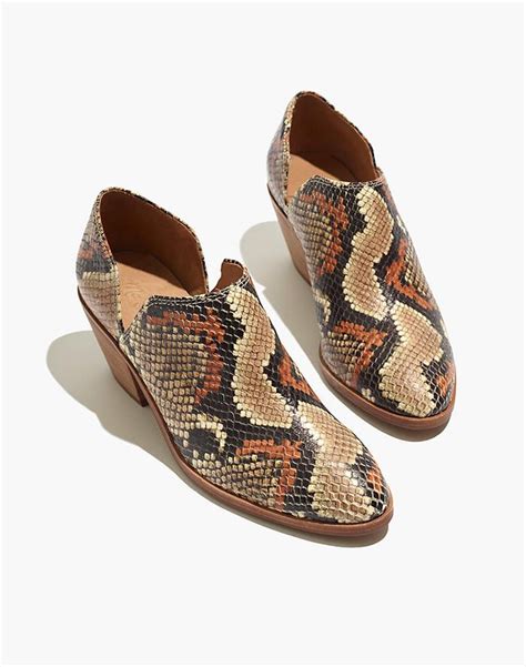 snake embossed leather shoes